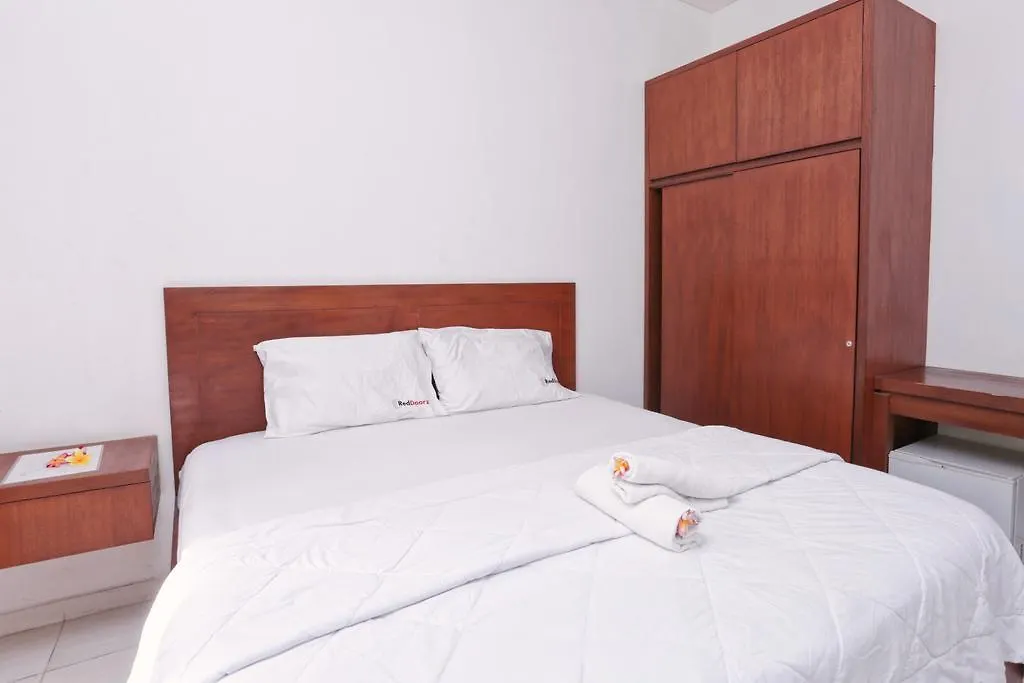 Hotel Reddoorz @ Pendawa Kartika Plaza 2 Kuta Lombok 3*,  Indonésie