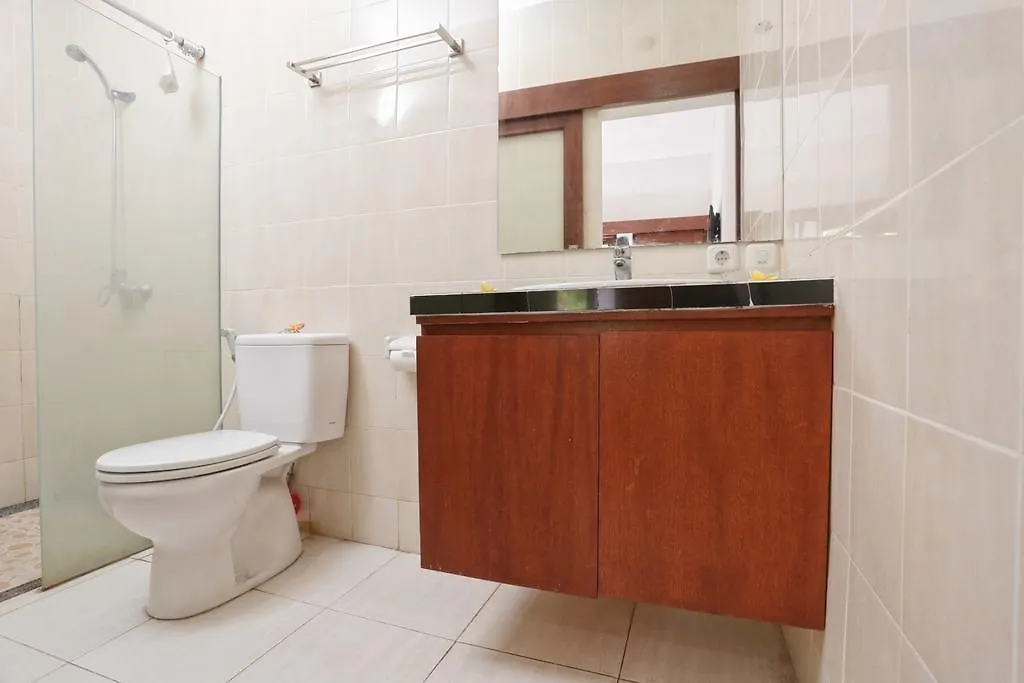 Hotel Reddoorz @ Pendawa Kartika Plaza 2 Kuta Lombok